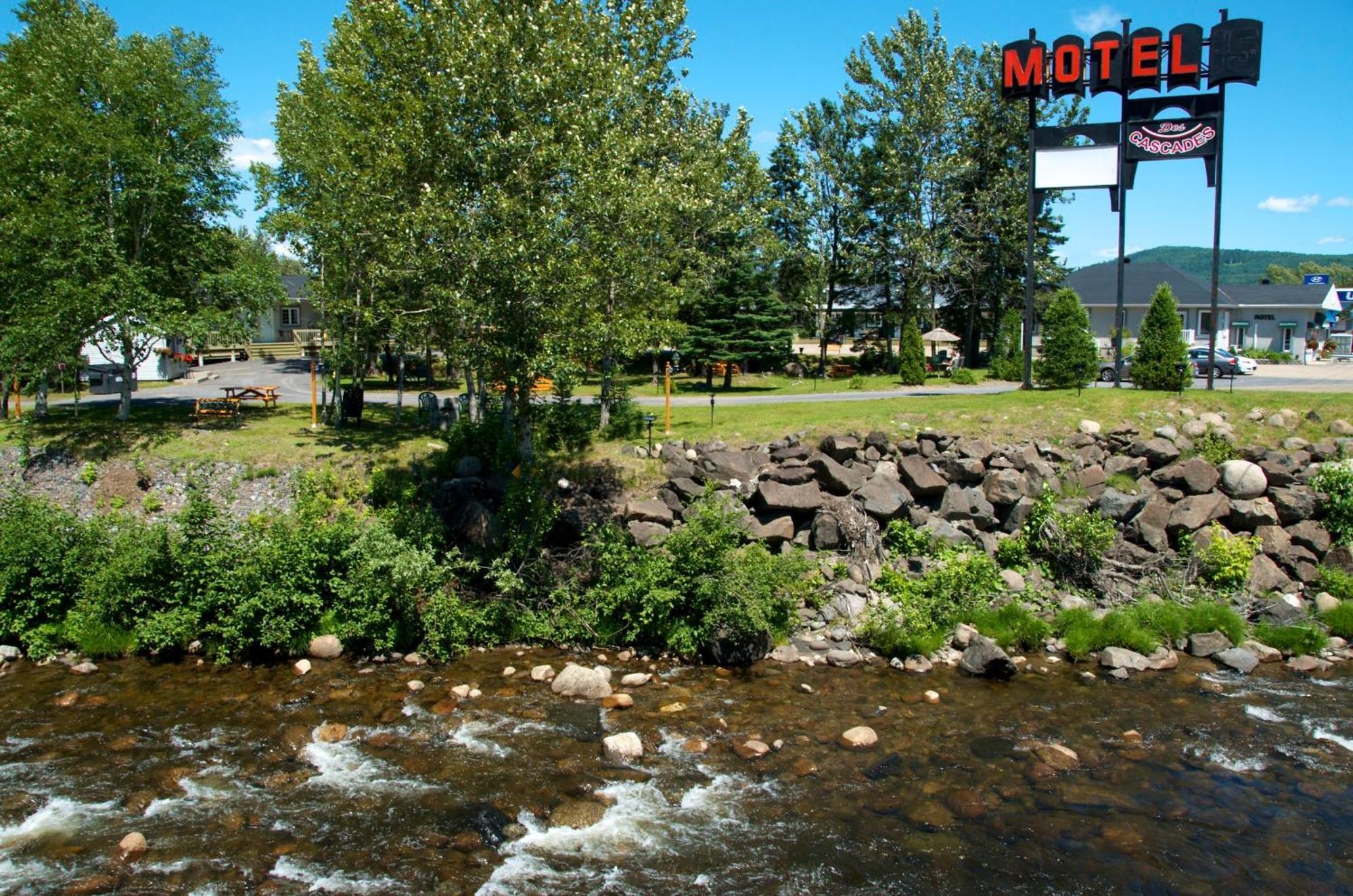 Motel Des Cascades Baie-Saint-Paul Kültér fotó
